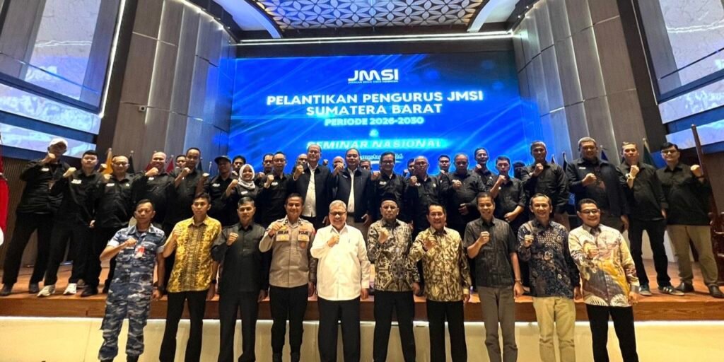 Pelantikan JMSI Sumbar 2026: Perkuat Barisan Media Siber, Lima Tokoh Raih JMSI Awards